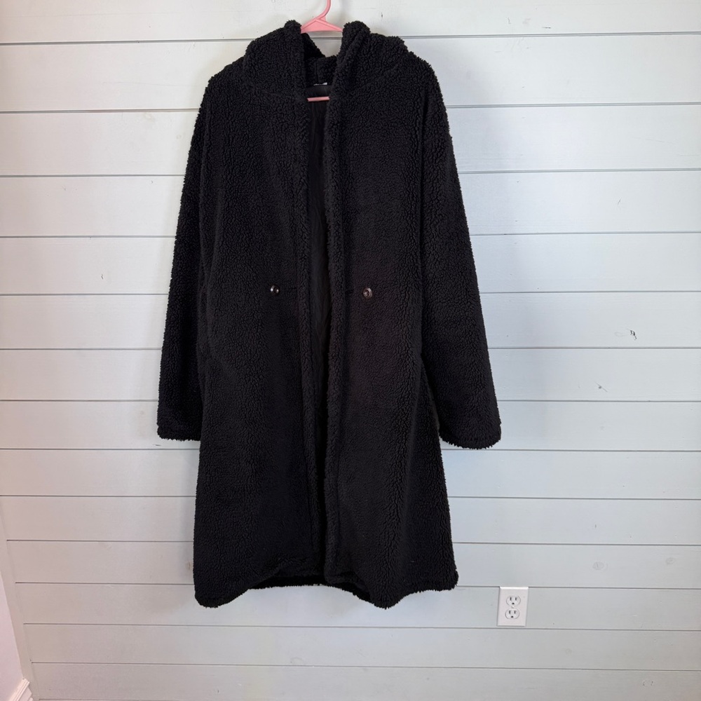 Black long sherpa trench over coat women's size XL‎